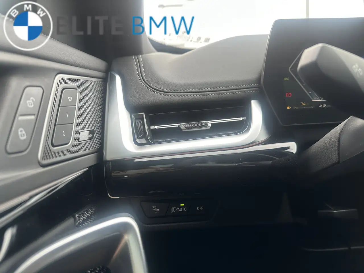 BMW X1 снимка BMW X1
