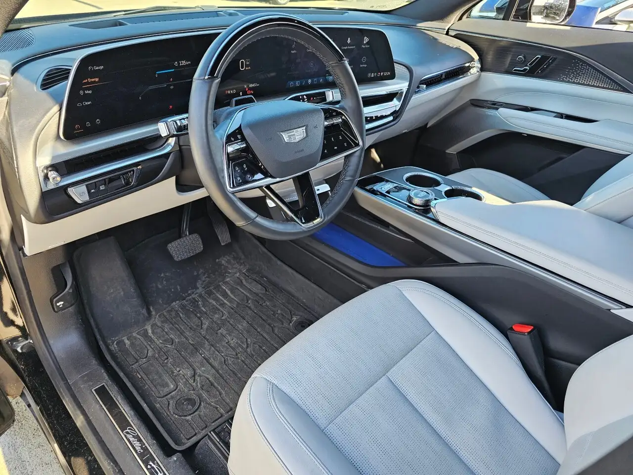 Cadillac Lyriq снимка Cadillac Lyriq