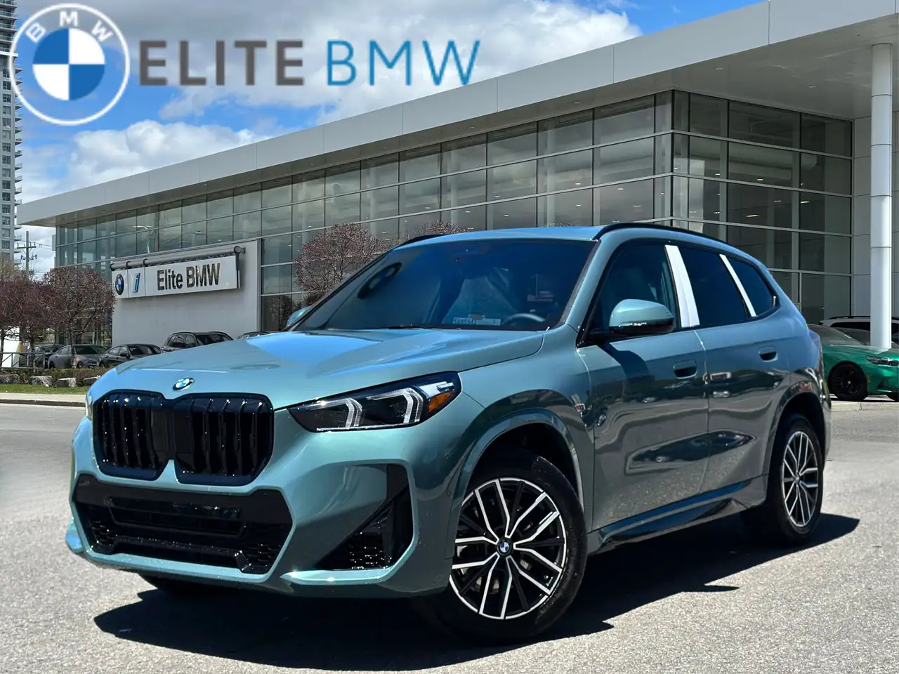 BMW X1 снимка BMW X1