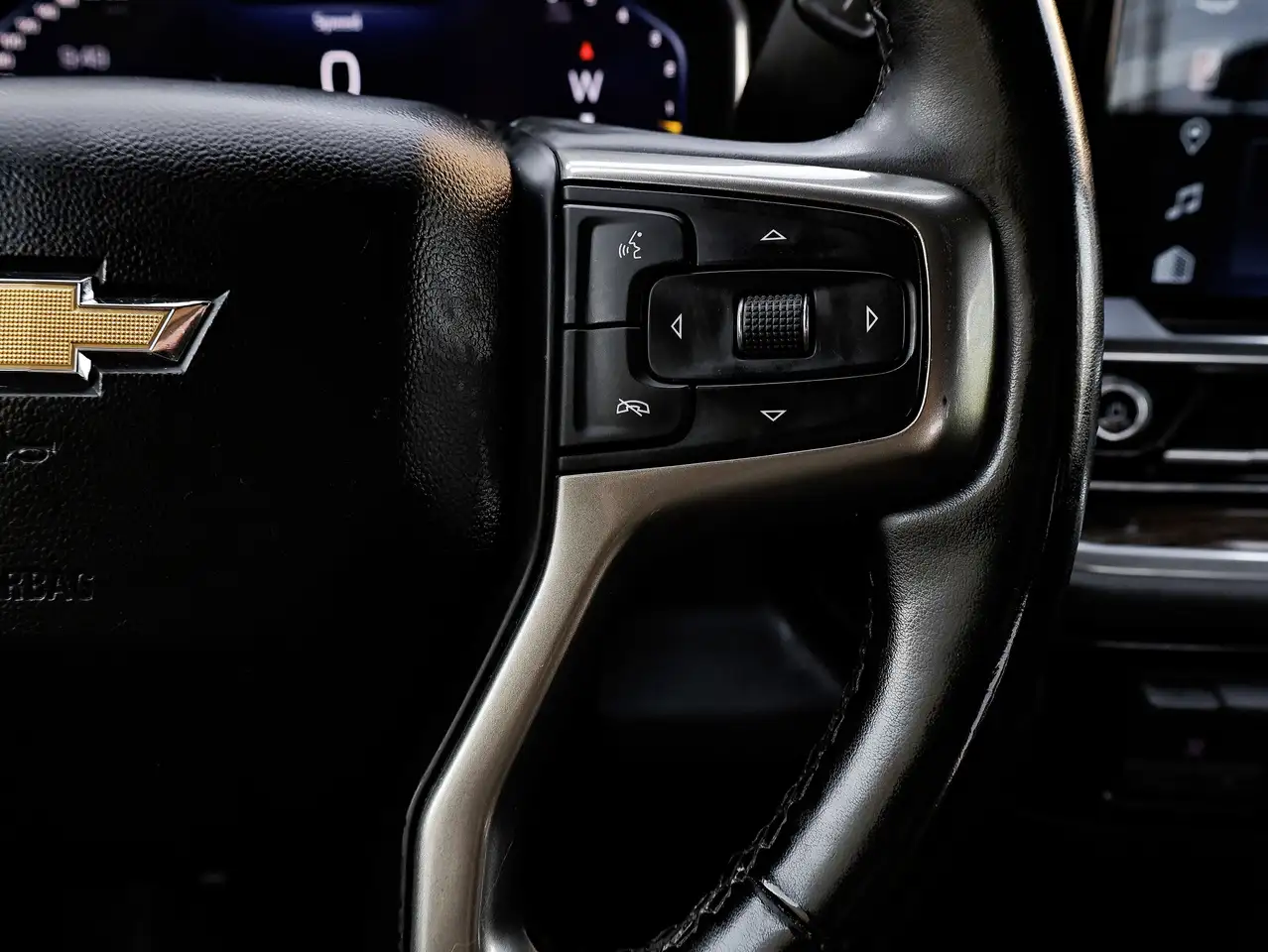 Chevrolet Silverado 1500 photo Chevrolet Silverado 1500