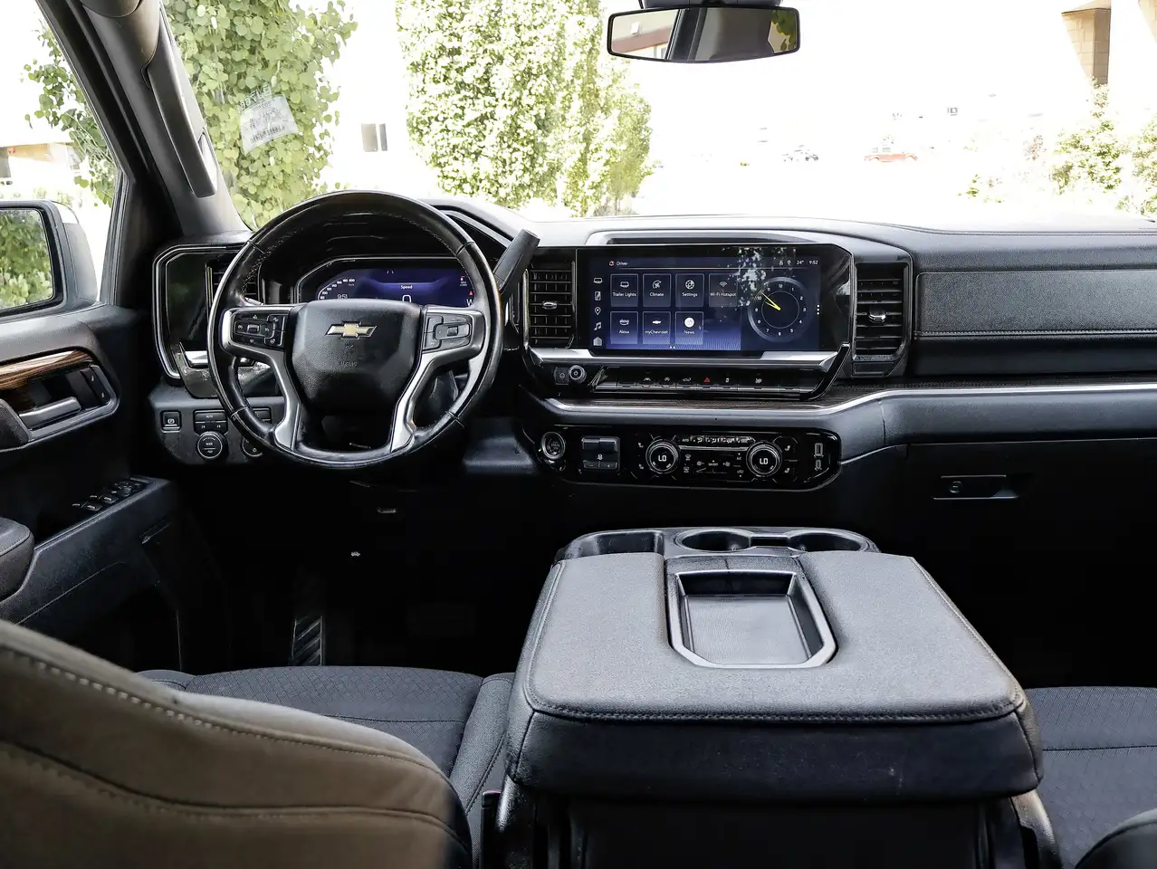 Chevrolet Silverado 1500 photo Chevrolet Silverado 1500