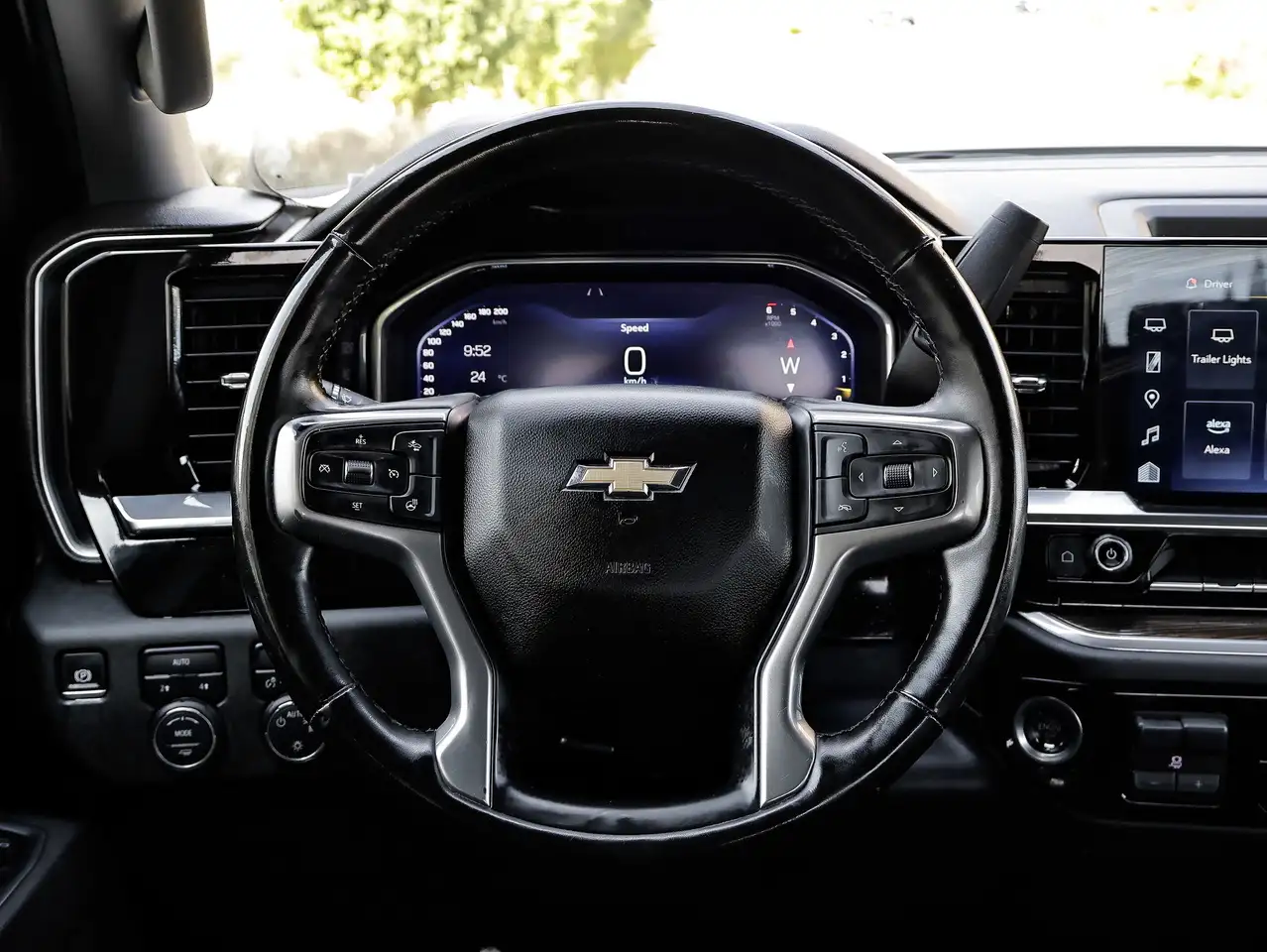 Chevrolet Silverado 1500 photo Chevrolet Silverado 1500