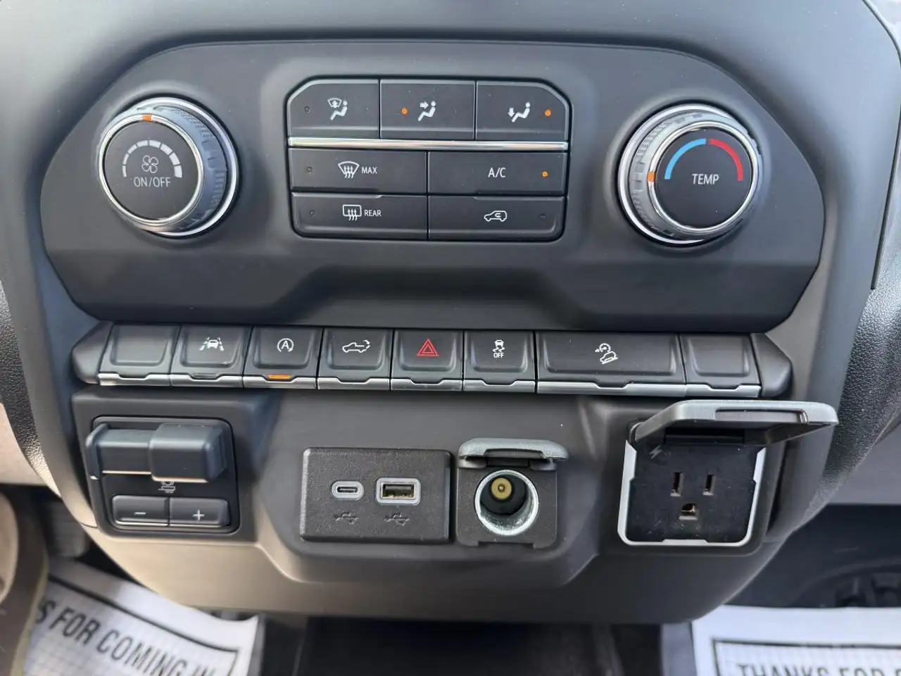 Chevrolet Silverado 1500 photo Chevrolet Silverado 1500