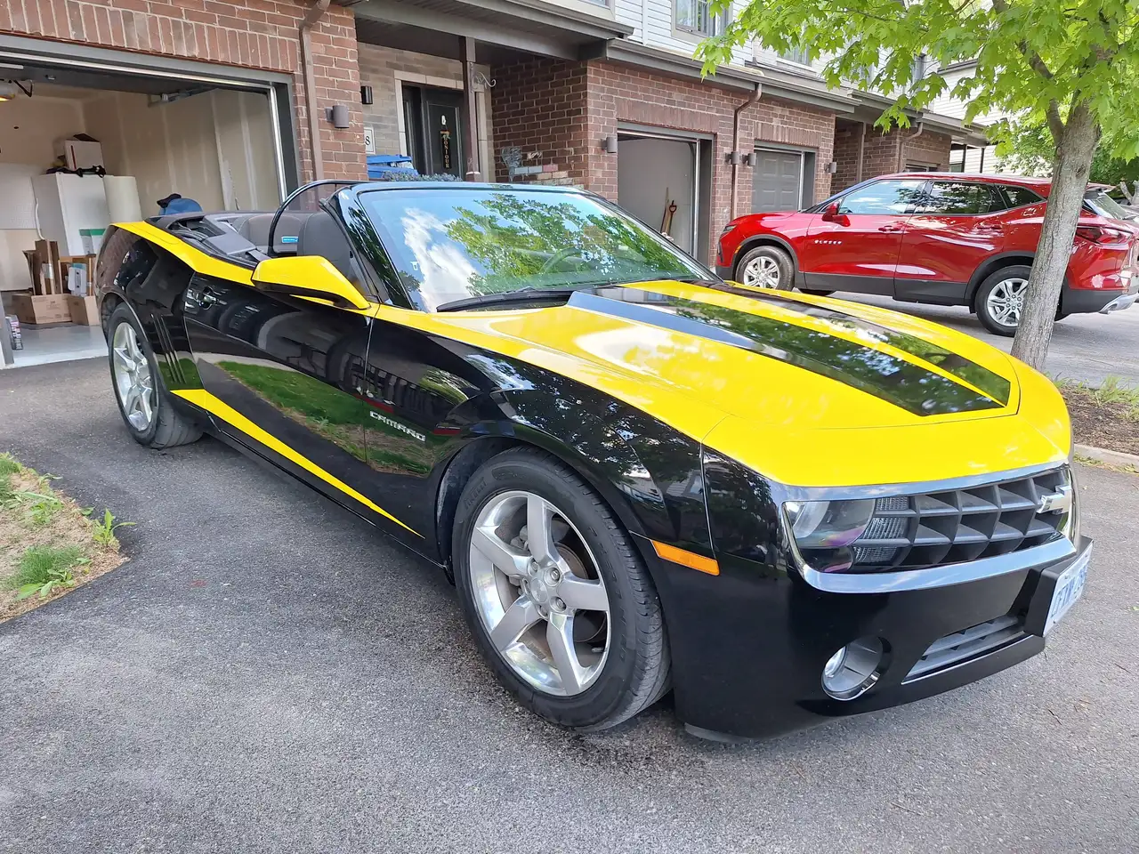 Chevrolet Camaro снимка Chevrolet Camaro