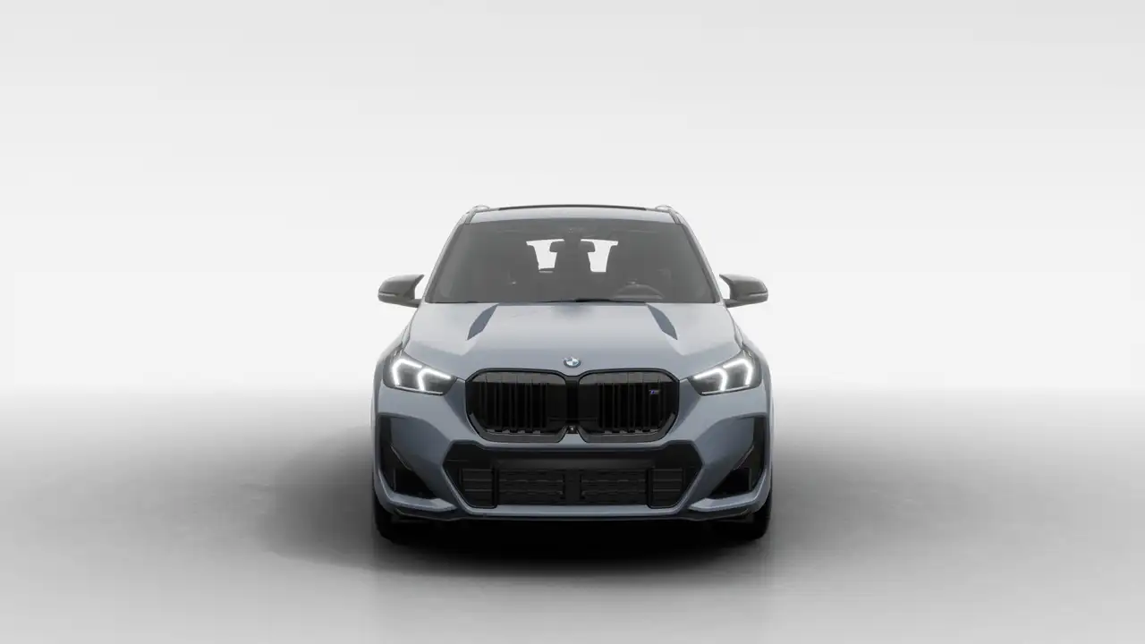 BMW X1 снимка BMW X1