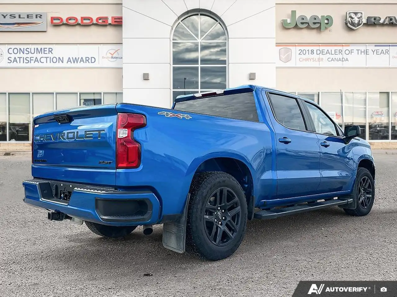Chevrolet Silverado 1500 снимка Chevrolet Silverado 1500