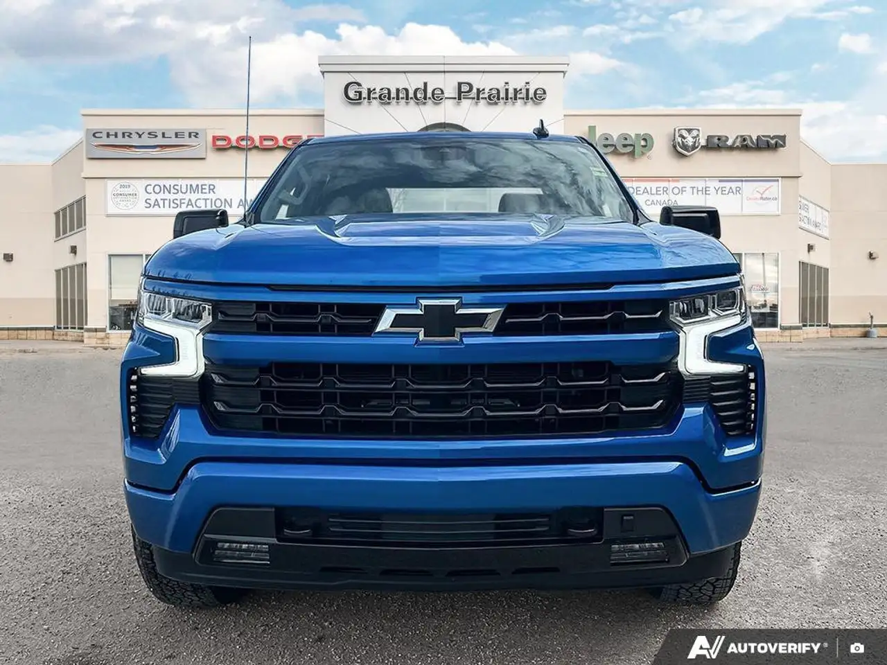 Chevrolet Silverado 1500 снимка Chevrolet Silverado 1500