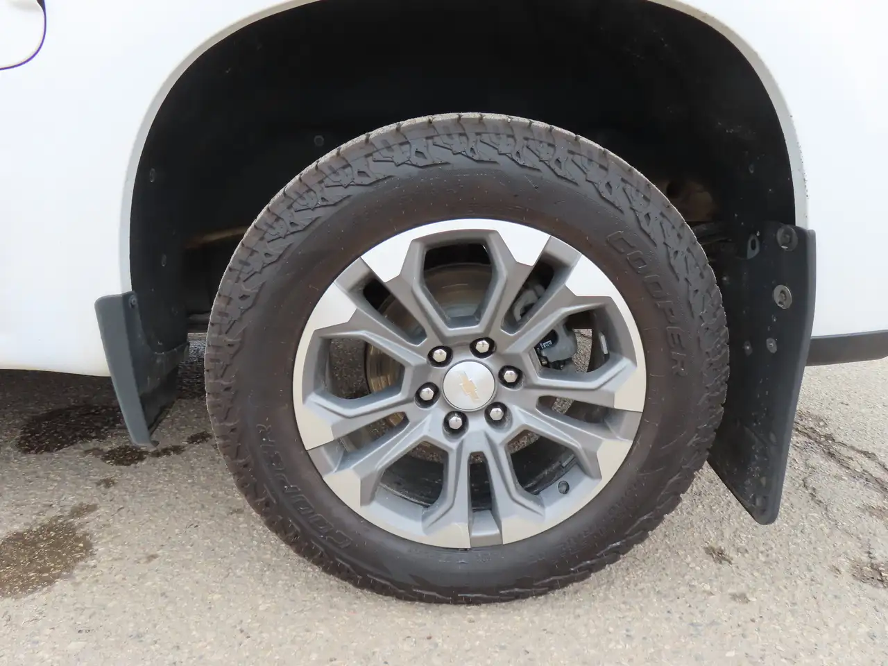 Chevrolet Silverado 1500 снимка Chevrolet Silverado 1500