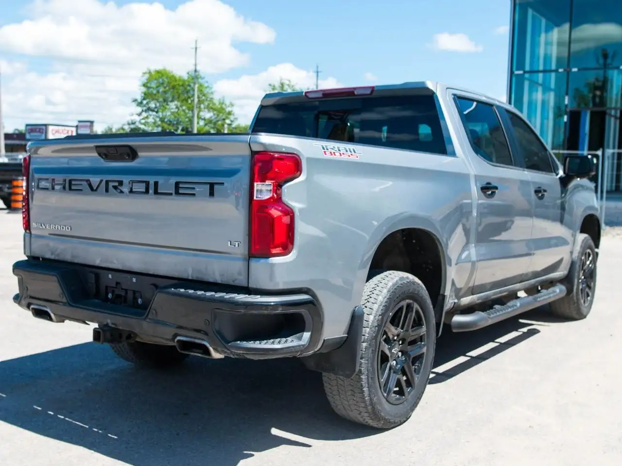 Chevrolet Silverado 1500 снимка Chevrolet Silverado 1500