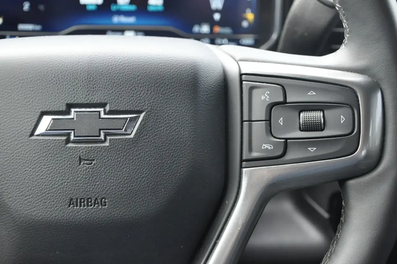Chevrolet Silverado 1500 снимка Chevrolet Silverado 1500