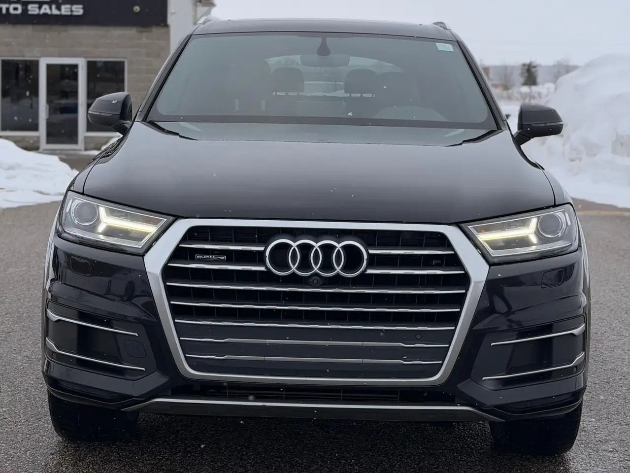 Audi Q7 снимка Audi Q7
