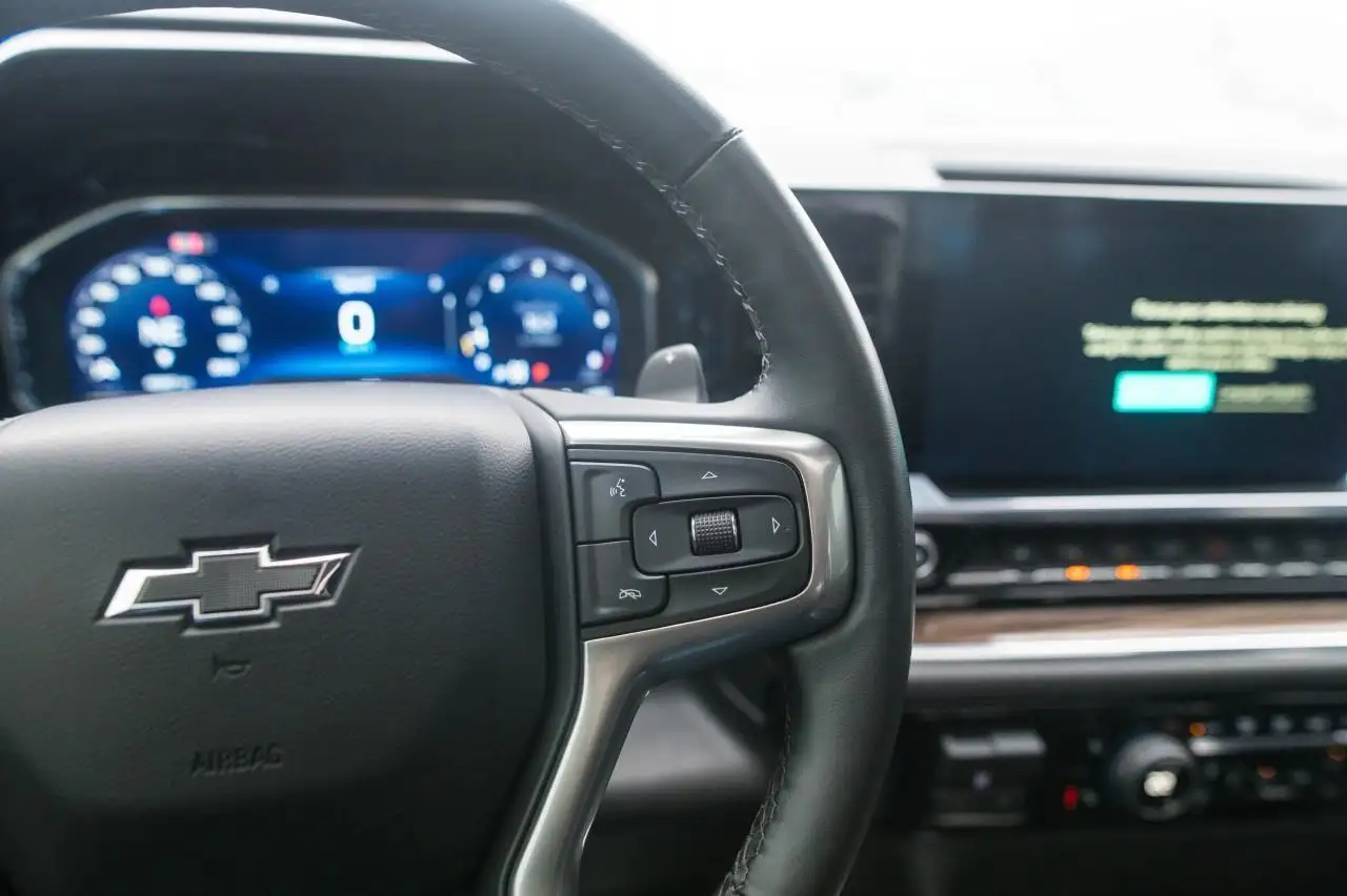 Chevrolet Silverado 1500 снимка Chevrolet Silverado 1500