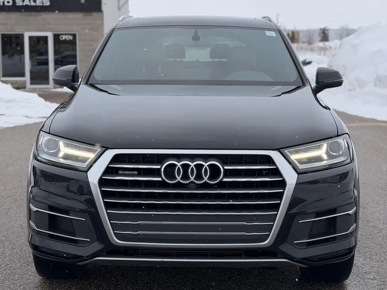 Audi Q7 снимка Audi Q7