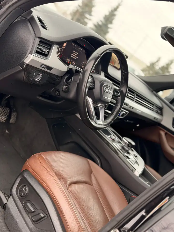 Audi Q7 снимка Audi Q7