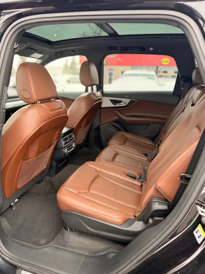 Audi Q7 снимка Audi Q7