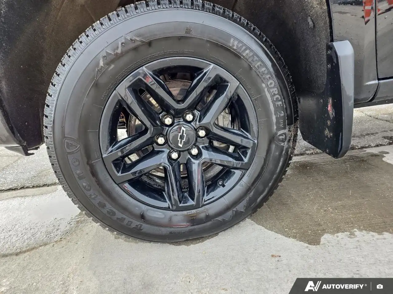 Chevrolet Silverado 1500 снимка Chevrolet Silverado 1500