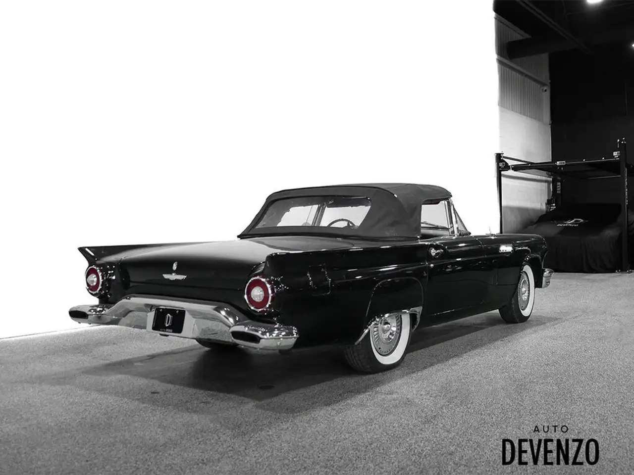 Ford Thunderbird снимка Ford Thunderbird