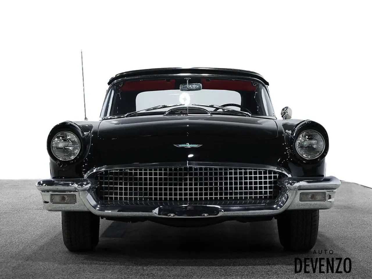 Ford Thunderbird снимка Ford Thunderbird