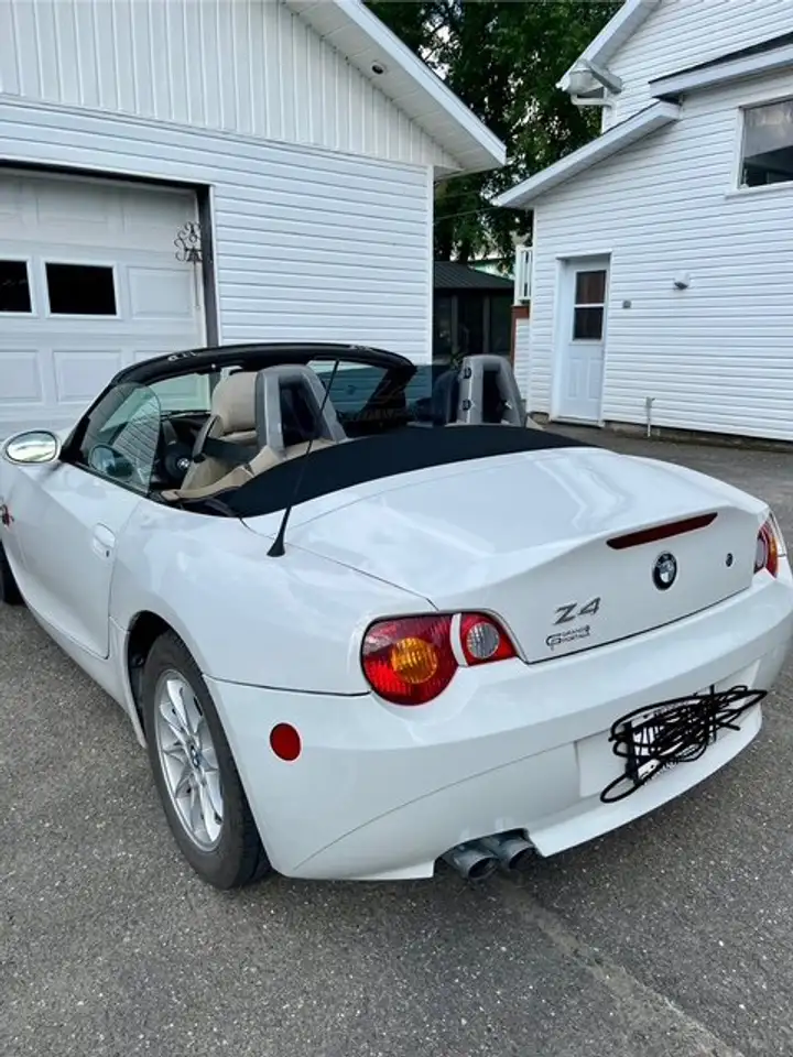BMW Z4 photo BMW Z4