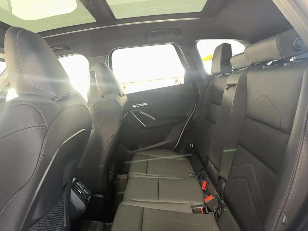 BMW X1 снимка BMW X1