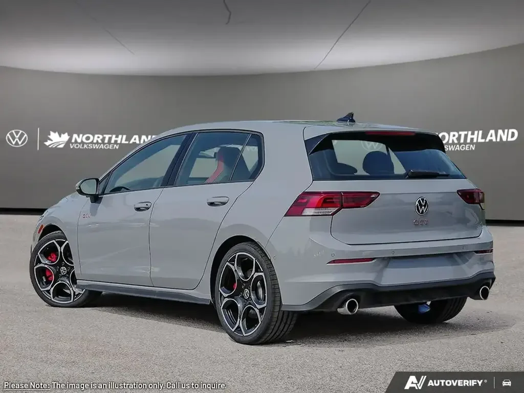 Volkswagen Golf GTI снимка Volkswagen Golf GTI