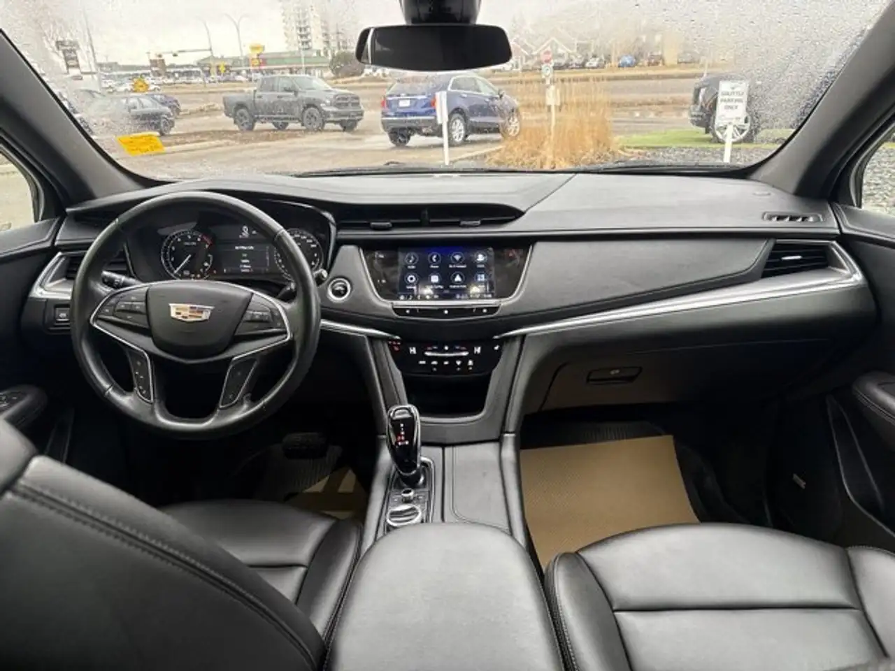 Cadillac XT5 снимка Cadillac XT5