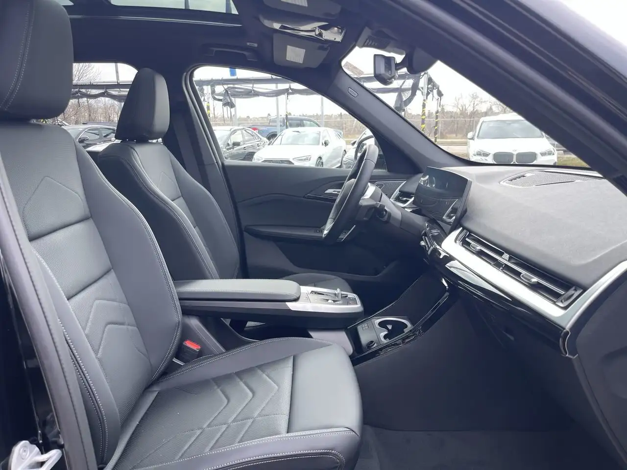 BMW X1 photo BMW X1
