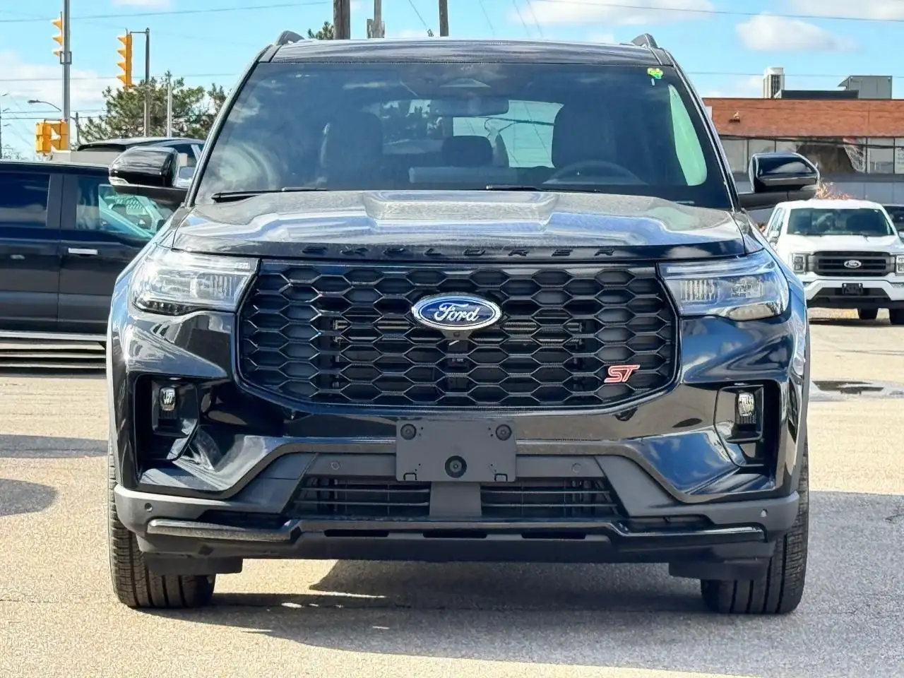 Ford Explorer снимка Ford Explorer