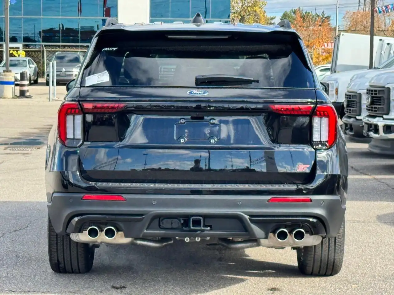 Ford Explorer снимка Ford Explorer
