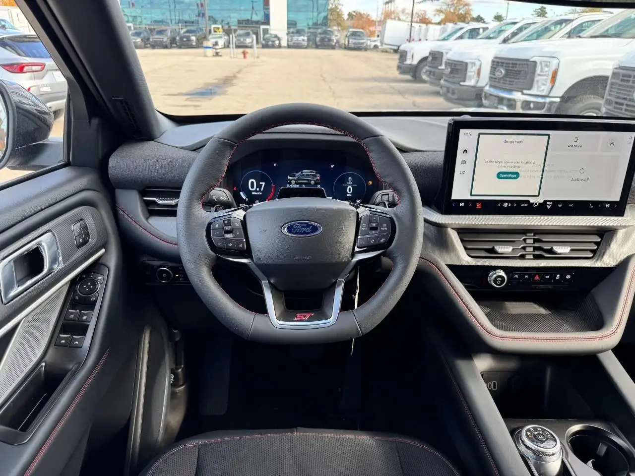 Ford Explorer снимка Ford Explorer