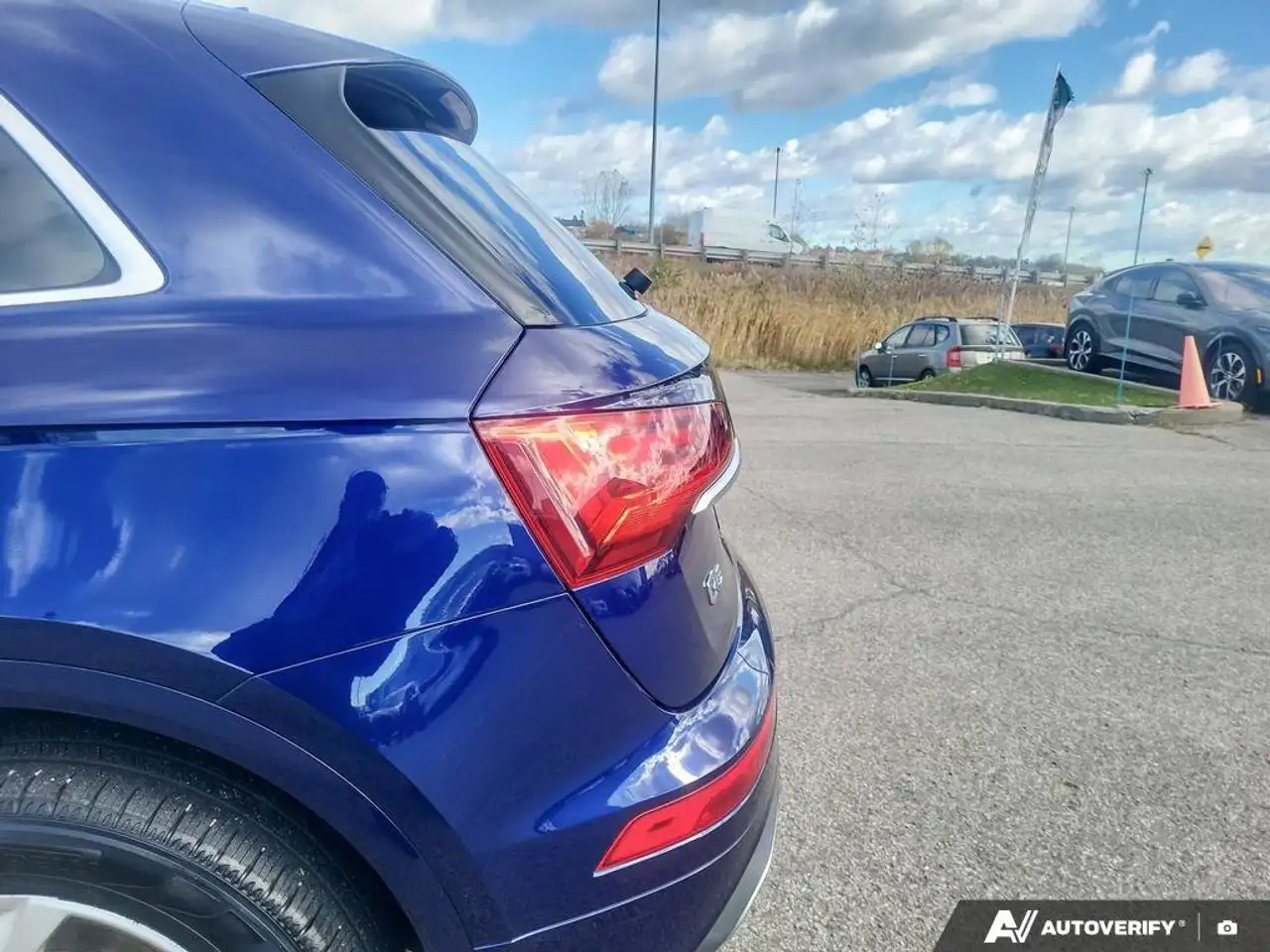 Audi Q5 снимка Audi Q5