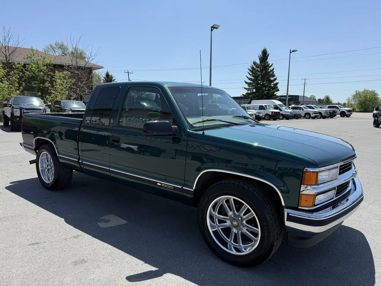 Chevrolet Silverado 1500 снимка Chevrolet Silverado 1500
