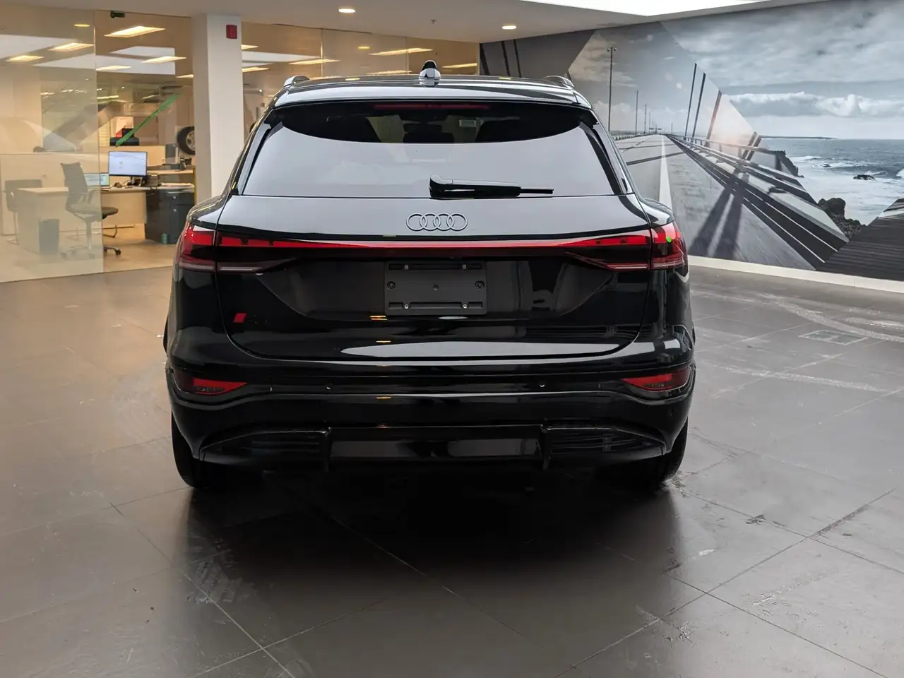 Audi Q6 e-tron снимка Audi Q6 e-tron