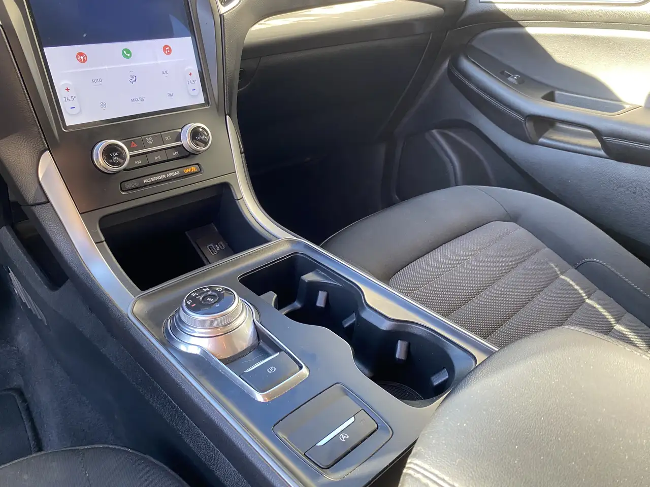 Ford Edge photo Ford Edge