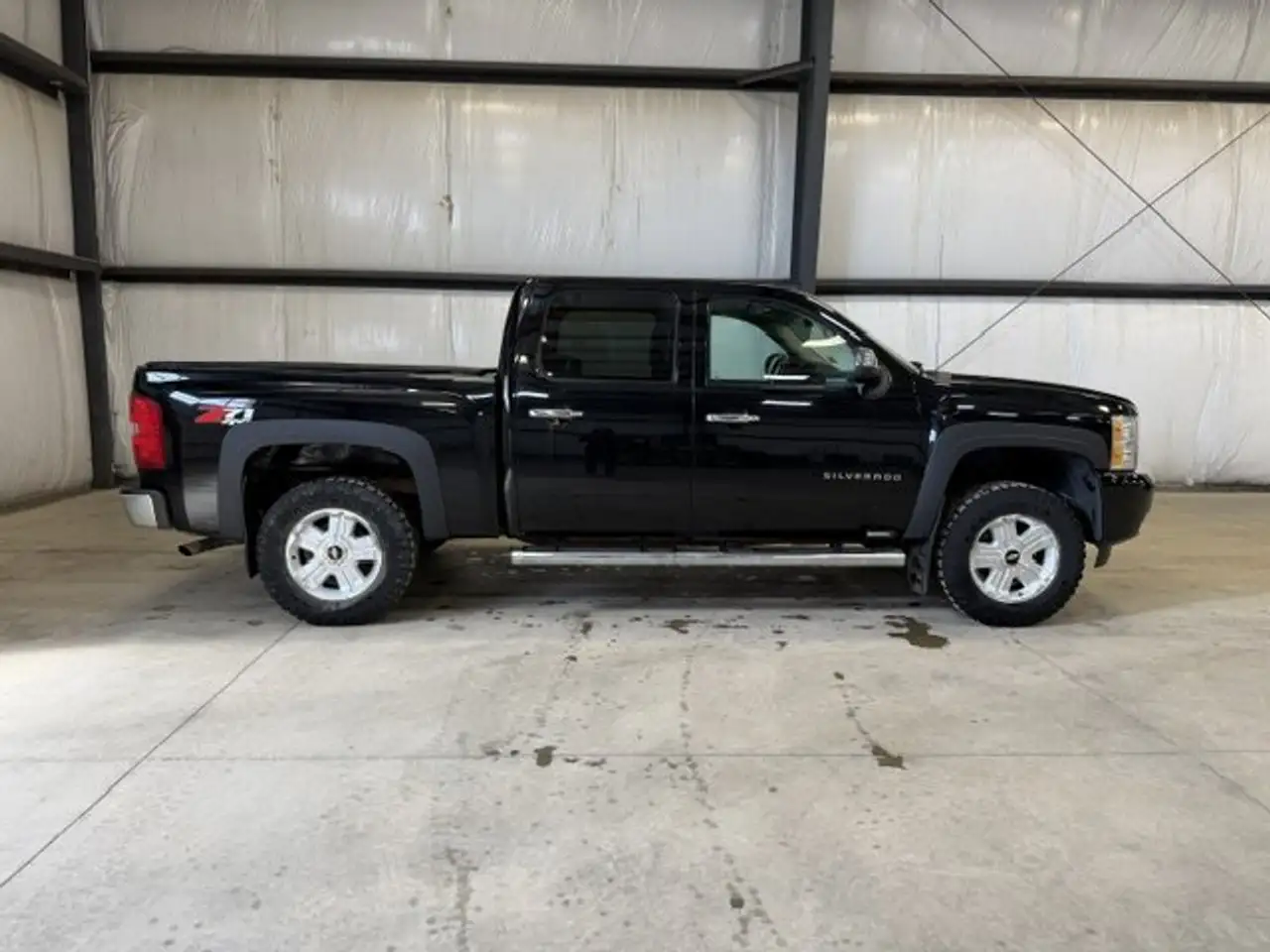 Chevrolet Silverado 1500 снимка Chevrolet Silverado 1500