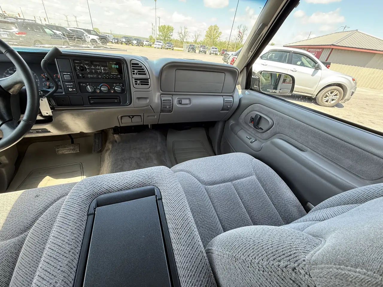 Chevrolet Silverado 1500 снимка Chevrolet Silverado 1500