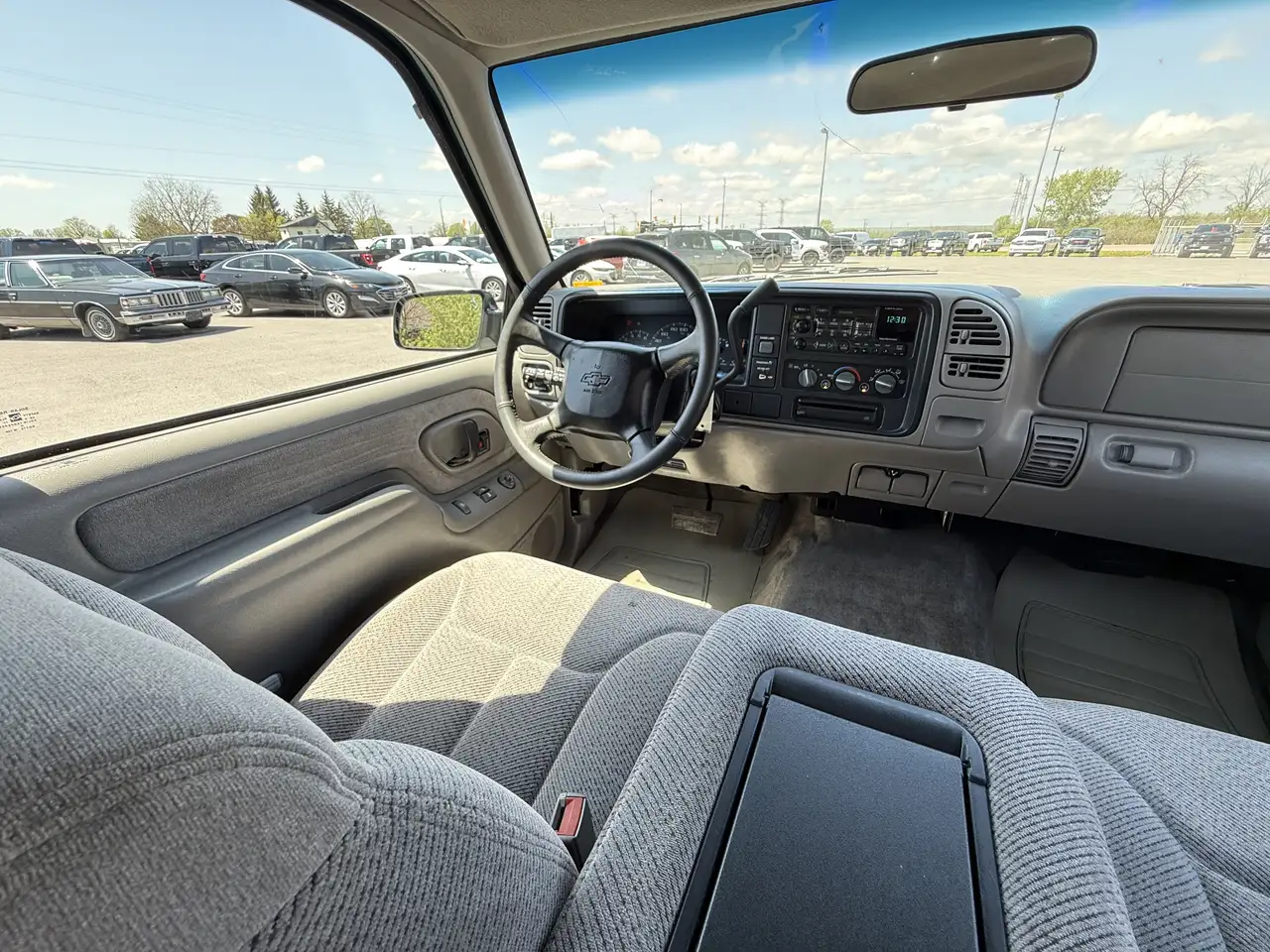 Chevrolet Silverado 1500 снимка Chevrolet Silverado 1500