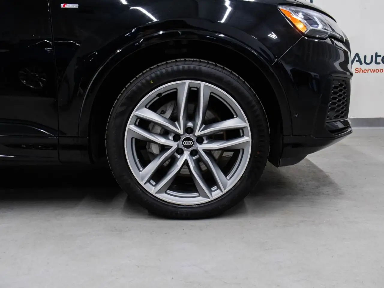 Audi Q7 photo Audi Q7