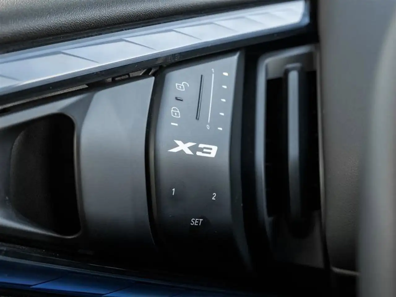 BMW X3 photo BMW X3