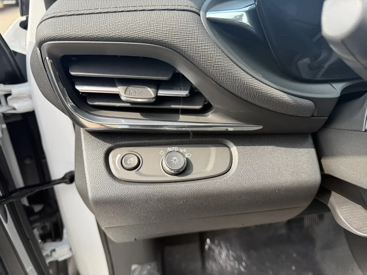 Buick Envista photo Buick Envista