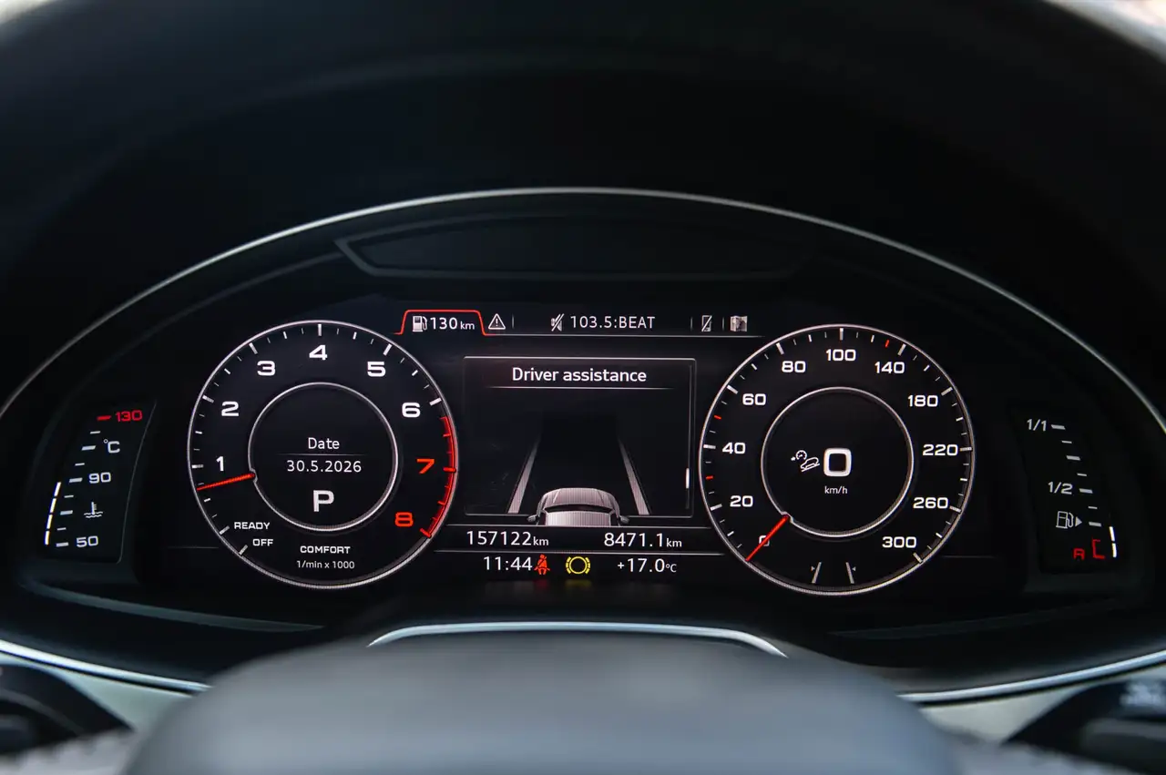 Audi Q7 photo Audi Q7