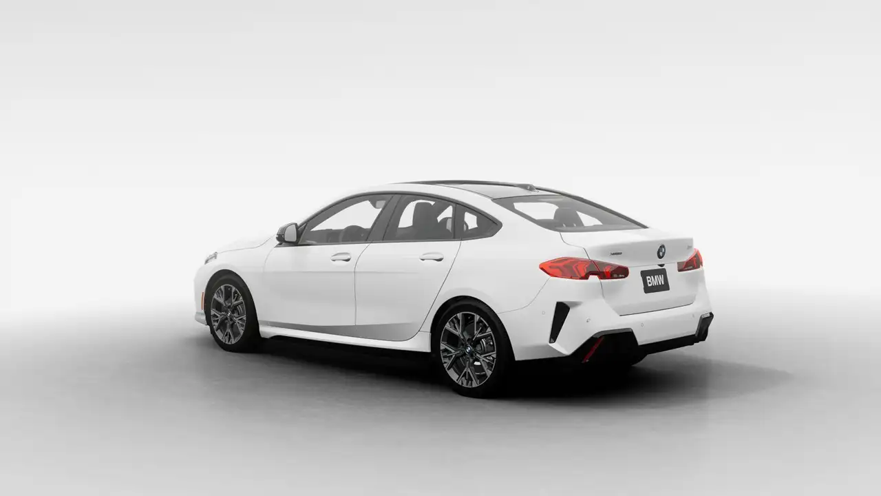 BMW 2 Series снимка BMW 2 Series