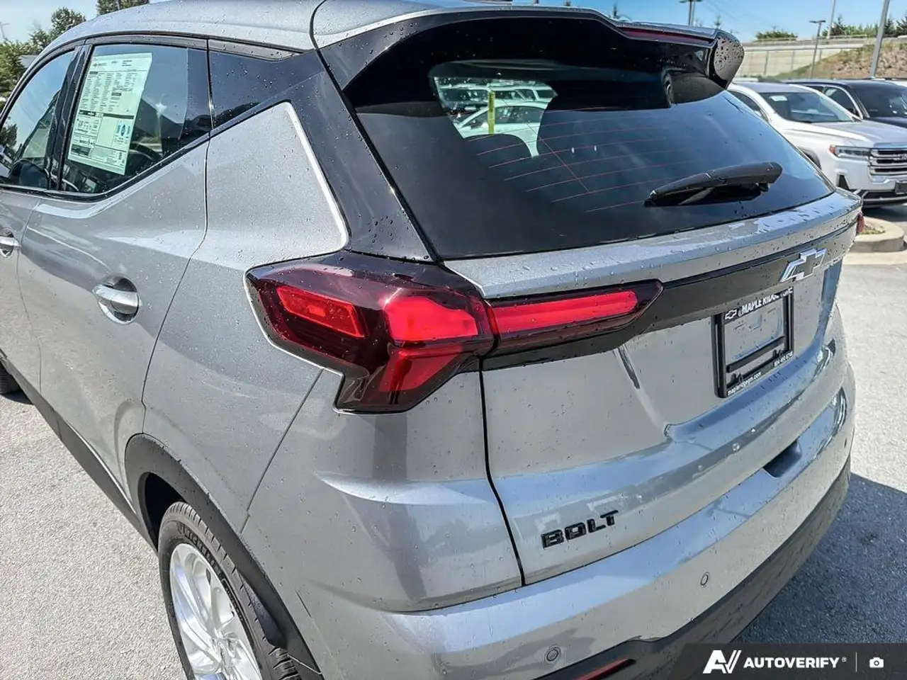 Chevrolet Bolt photo Chevrolet Bolt
