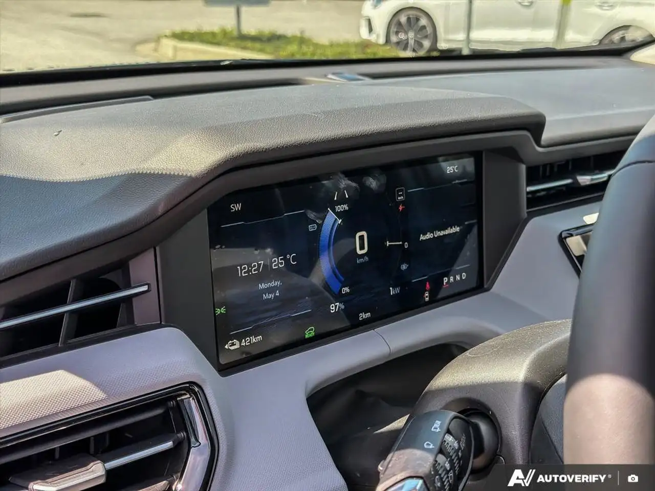 Chevrolet Bolt photo Chevrolet Bolt