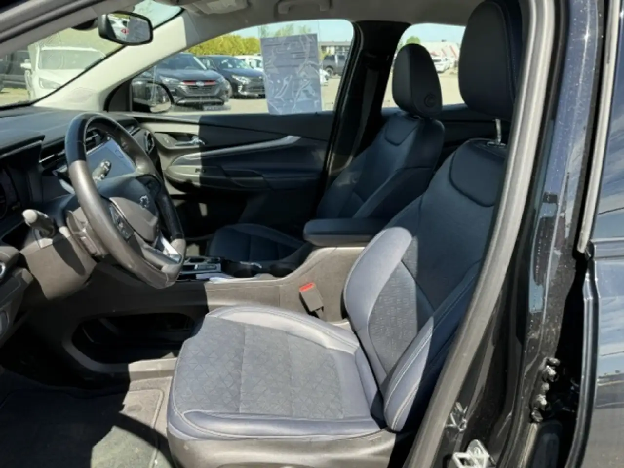 Chevrolet Bolt снимка Chevrolet Bolt