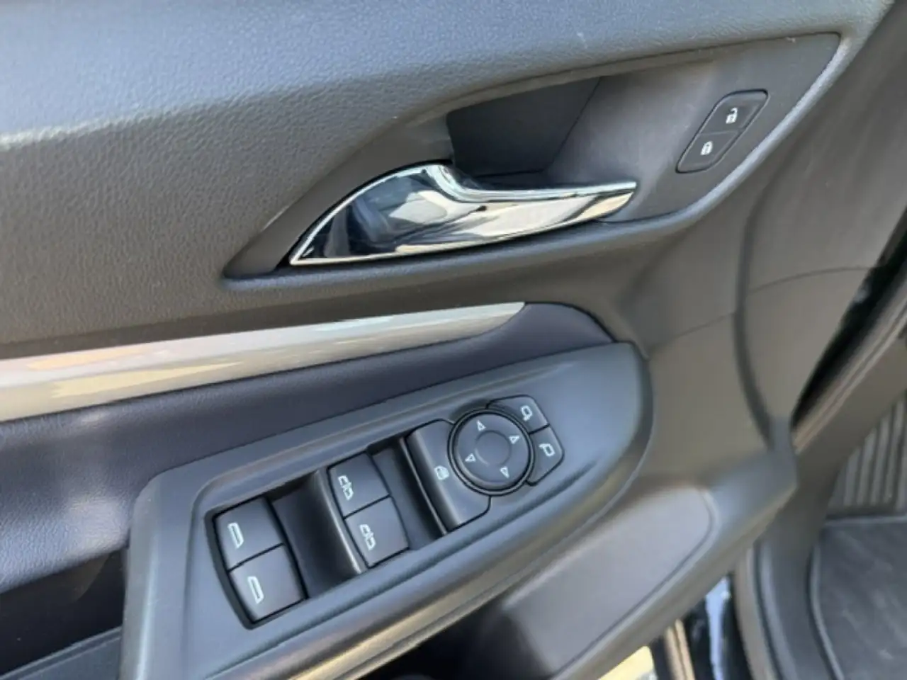 Chevrolet Bolt снимка Chevrolet Bolt