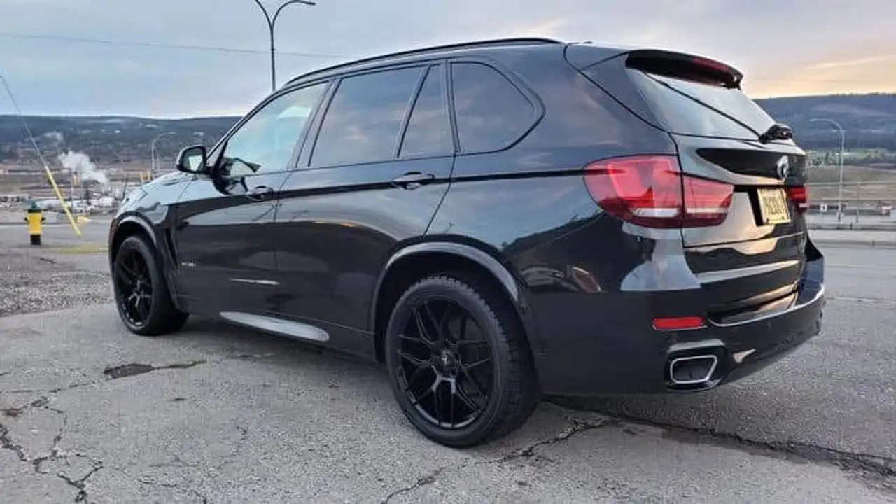 BMW X5 photo BMW X5