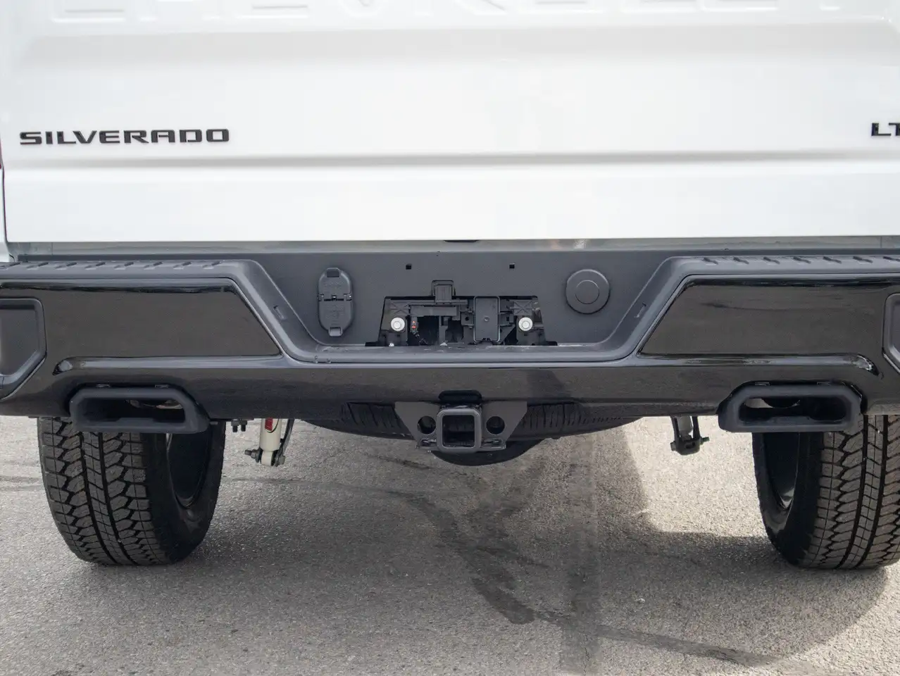 Chevrolet Silverado 1500 снимка Chevrolet Silverado 1500