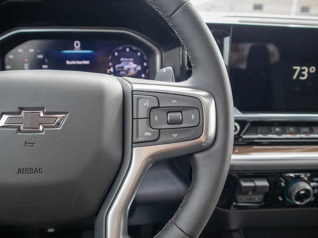 Chevrolet Silverado 1500 снимка Chevrolet Silverado 1500