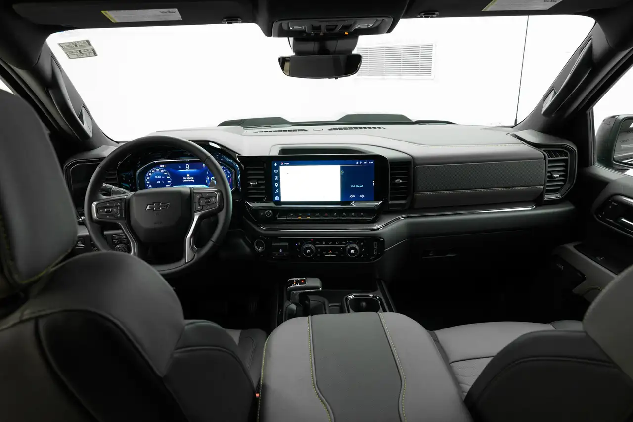 Chevrolet Silverado 1500 снимка Chevrolet Silverado 1500